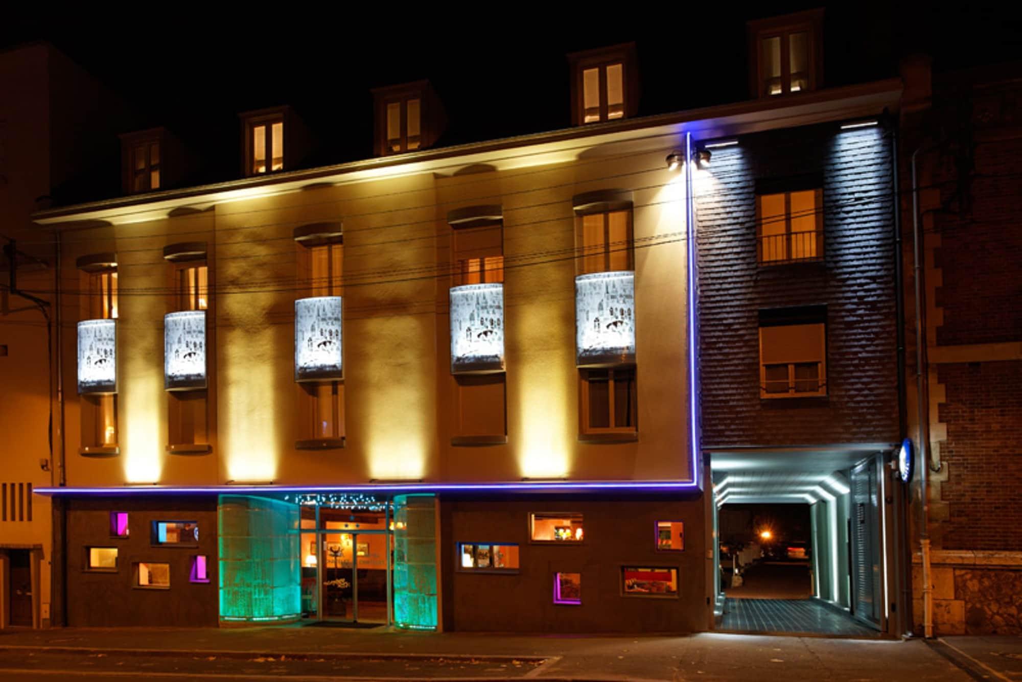 Hotel Campanile Chartres Centre - Gare - Cathedrale Exterior foto