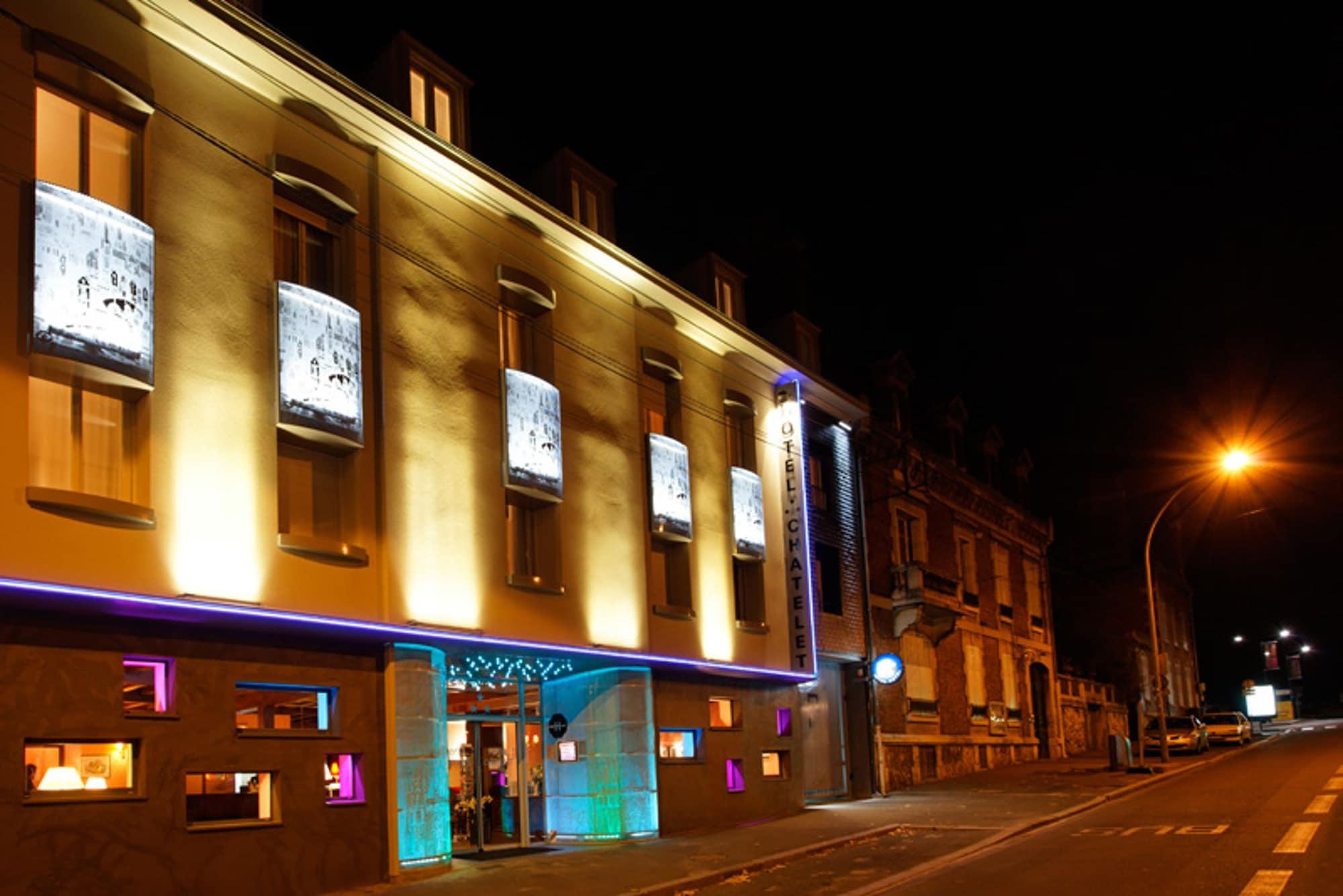 Hotel Campanile Chartres Centre - Gare - Cathedrale Exterior foto